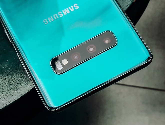 Đánh giá Galaxy S10: Lấy lỗ làm lãi - Ảnh 3.