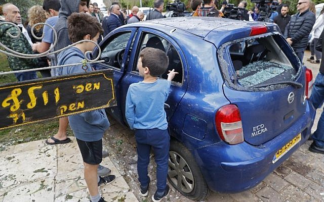 Israel bị tấn công lớn chưa từng có, dải Gaza đang nóng hầm hập - Ảnh 2.