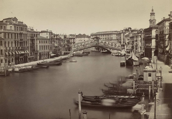 Nhung thành Venice: Sự tàn lụi của loại vải cao cấp vang bóng một thời vì đắt và khó khủng khiếp - Ảnh 3.