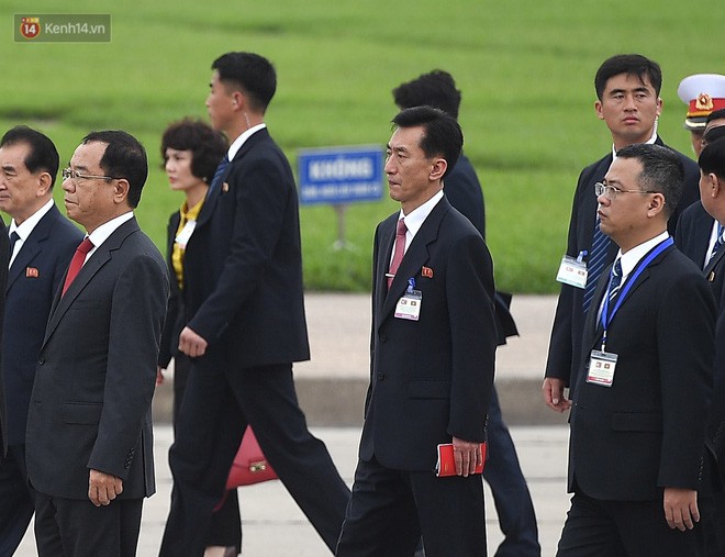 Chuyện ít biết về phiên dịch viên Triều Tiên phanh gấp cạnh Chủ tịch Kim Jong-un: Cựu sinh viên khoa tiếng Việt trường ĐH Tổng hợp Hà Nội - Ảnh 10.