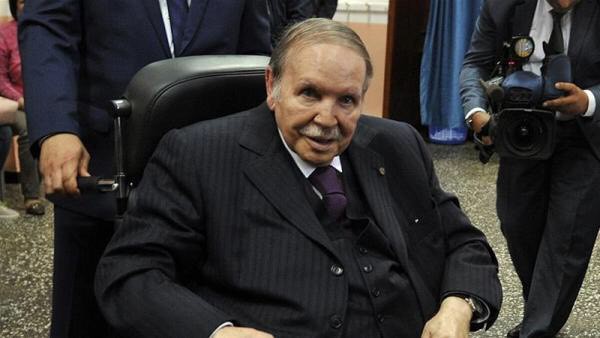 Vẫn tranh cử dù ốm thập tử nhất sinh, Tổng thống Algeria thổi bùng phong trào Mùa xuân Ả Rập - Ảnh 2.