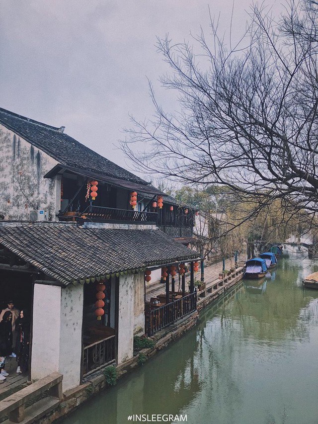 Ngẩn ngơ trước vẻ đẹp thị trấn cổ Châu Trang, nơi được mệnh danh là Venice Phương Đông  - Ảnh 2.