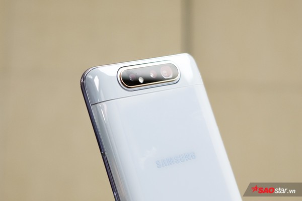 Trên tay nhanh Samsung Galaxy A80: Camera xoay lật 180 độ và màn hình chất chưa từng có! - Ảnh 6.