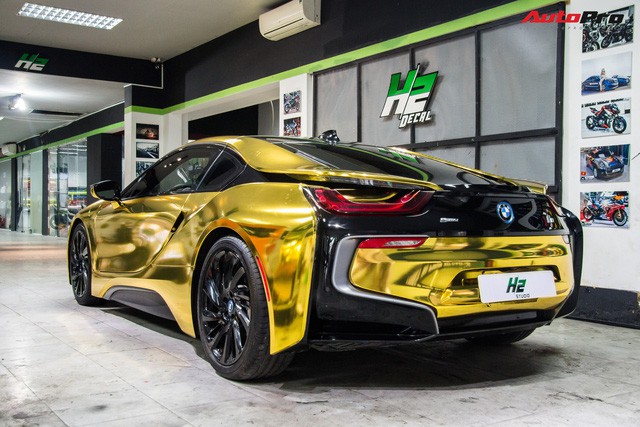 Dân chơi Sài Gòn mang BMW i8 đi đổi diện mạo phong cách nhà giàu Dubai - Ảnh 4.