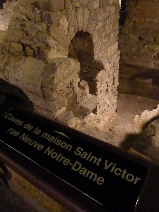 Kiến trúc khổng lồ gần 2.000 năm tuổi tồn tại ngay dưới chân nhà thờ Đức Bà Paris - Ảnh 8.