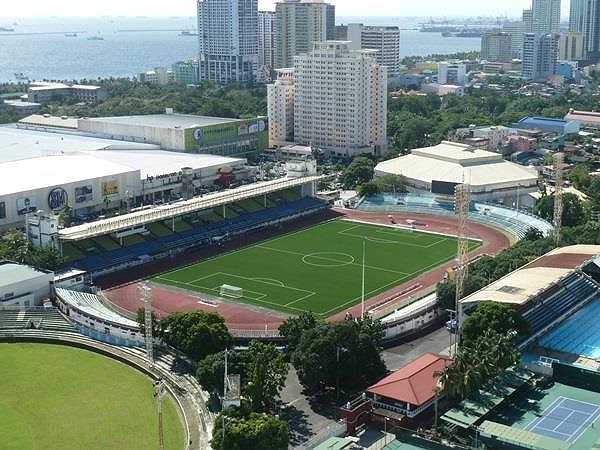 Philippines phải cải tạo lại các sân bóng phục vụ SEA Games 30 - Ảnh 2.