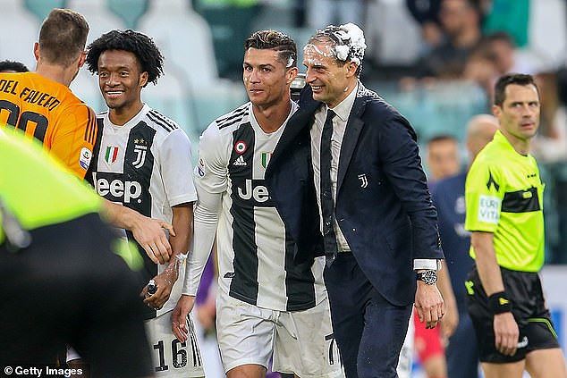 Ronaldo: Tôi sẽ ở lại Juventus, 1000% là như vậy - Ảnh 1.