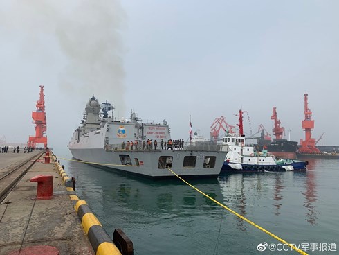 Chùm ảnh: Nga, Ấn Độ khoe tàu chiến kỷ niệm 70 năm thành lập Hải quân Trung Quốc - Ảnh 1.
