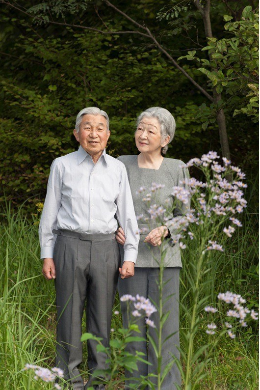 Hơn 60 năm trước, từng có chàng Thái tử Nhật Bản dám cãi lời bố mẹ, quyết cưới vợ thường dân rồi tự vẽ nên chuyện cổ tích khó tin - Ảnh 16.