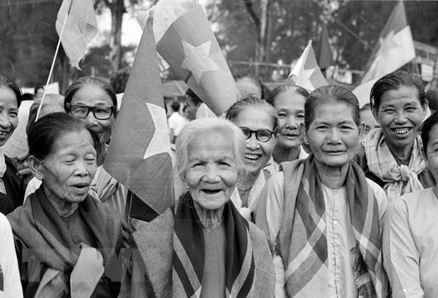 Đại thắng mùa Xuân 1975: Nghệ thuật kết thúc chiến tranh độc đáo - Ảnh 2.