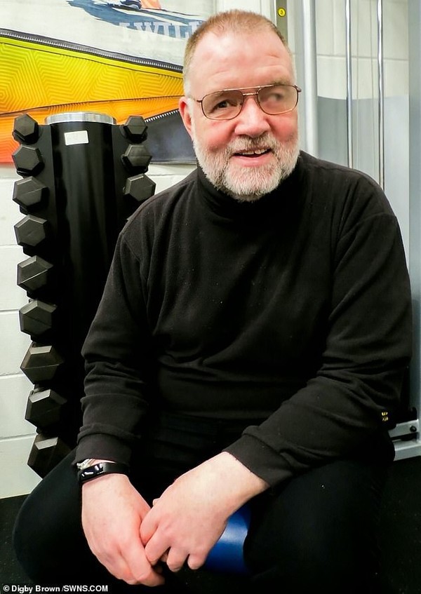 Thức dậy sau cơn hôn mê dài 24h, người đàn ông Scotland chỉ có thể nói tiếng Malaysia - Ảnh 1. Thức dậy sau cơn hôn mê dài 24h, người đàn ông Scotland chỉ có thể nói tiếng Malaysia - Ảnh 1.