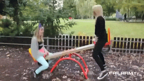 Những tình huống tai nạn hài hước cười bể bụng, nạn nhân thì ngượng chín mặt còn người xem thì nhìn thôi cũng thấy đau ê ẩm - Ảnh 14. Những tình huống tai nạn hài hước cười bể bụng, nạn nhân thì ngượng chín mặt còn người xem thì nhìn thôi cũng thấy đau ê ẩm - Ảnh 14.