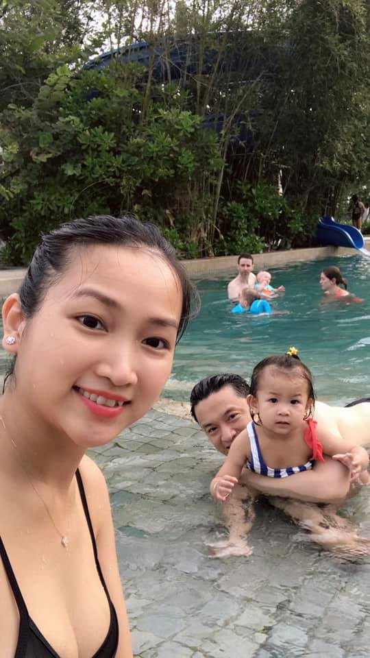 Vợ chồng Lam Trường kỷ niệm 9 năm bên nhau nhưng loạt ảnh của siêu mẫu bikini này mới gây chú ý - Ảnh 10. Vợ chồng Lam Trường kỷ niệm 9 năm bên nhau nhưng loạt ảnh của siêu mẫu bikini này mới gây chú ý - Ảnh 10.