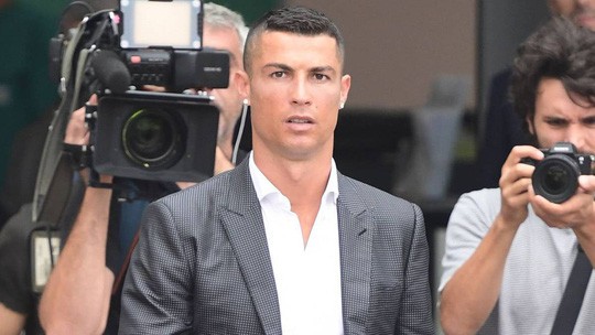  Ronaldo thua kiện Der Spiegel vụ trốn thuế tại Tây Ban Nha  - Ảnh 1.