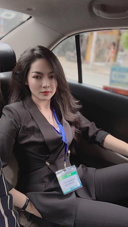 Hot girl thẩm mỹ Vũ Thanh Quỳnh sau 4 năm thay diện mạo đổi cuộc đời: Đã giàu có hơn, vẫn lẻ bóng đợi chân ái - Ảnh 17.