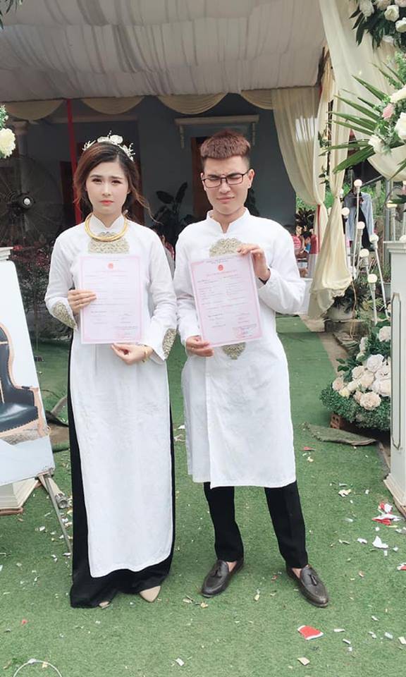 Yêu nhau 3 tháng - chia tay 3 năm, couple cưới nhau sau lần tình cờ gặp lại: Đừng nói xấu người cũ vì biết đâu có ngày bạn sẽ yêu họ tiếp đấy! - Ảnh 1.