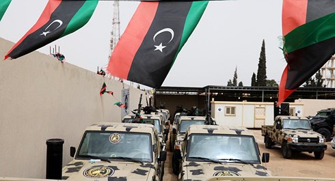 Rút quân khỏi Libya, Mỹ “trải thảm đỏ” cho quân Haftar chiếm Tripoli? - Ảnh 1.