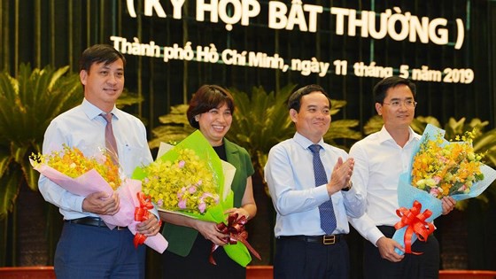 Ông Võ Văn Hoan và ông Ngô Minh Châu làm Phó Chủ tịch UBND TPHCM - Ảnh 2.