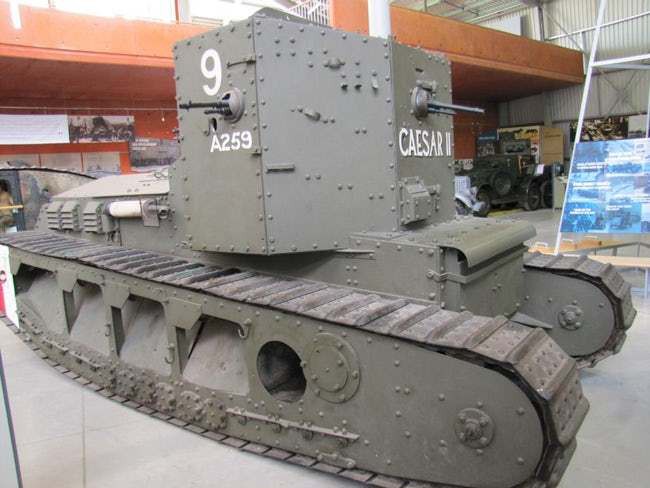 Điểm danh những chiếc xe tăng mạnh nhất Thế chiến I - Ảnh 8.