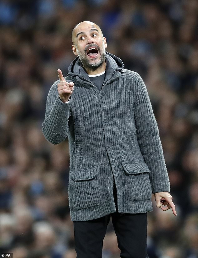 Pep cấm thành viên Man City cập nhật tỷ số trận Liverpool - Wolves - Ảnh 1.