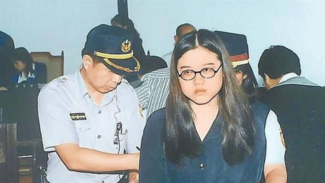 Vụ án gây chấn động Đài Loan: Thi thể cháy đen của nữ sinh viên cùng chiếc bao cao su đã dùng tố cáo tội ác man rợ của cô bạn thân cùng phòng yêu mù quáng - Ảnh 4.