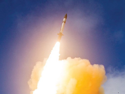 Mỹ phóng tên lửa ‘sát thủ’ đánh chặn ngoài tầng khí quyển thị uy trước Nga - Ảnh 11.