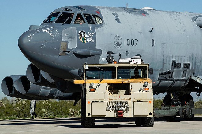 Iran giật mình khi Mỹ gọi tái ngũ pháo đài bay B-52 từ căn cứ Davis-Monthan - Ảnh 12.