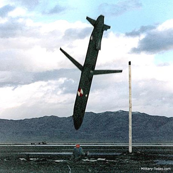 Uy lực của tên lửa AGM-86 được trang bị cho B-52 - Ảnh 10.