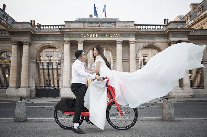 Đạo diễn Cua lại vợ bầu tung ảnh cưới lãng mạn ở Pháp, kể chuyện tình 4 năm với bà xã - Ảnh 6.