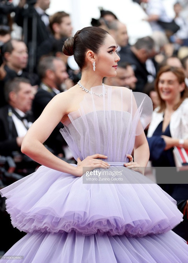 Không phải minh tinh Hollywood, dàn mỹ nhân châu Á sau đây mới thống trị thảm đỏ Cannes 2019: Trùm cuối là ai? - Ảnh 1.