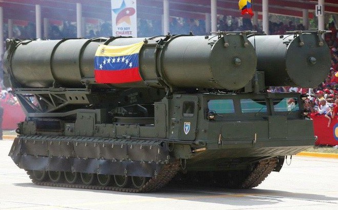 Tên lửa S-300 Nga hùng dũng bảo vệ cả Iran và Venezuela: Mỹ chưa đánh ra run? - Ảnh 2.