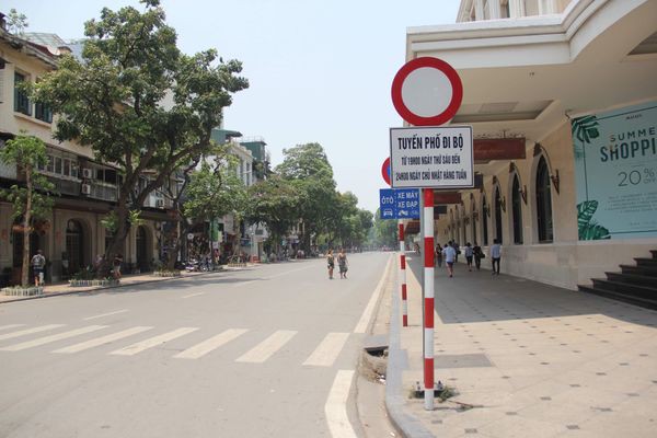 Chuyên gia cảnh báo người dân hạn chế ra đường ngày Hà Nội nắng nóng - Ảnh 4.
