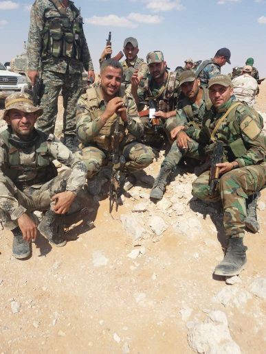 Lính QĐ Syria bóc trần sự khốc liệt chưa từng có - Phiến quân bị đẩy xuống bờ vực - Ảnh 4.