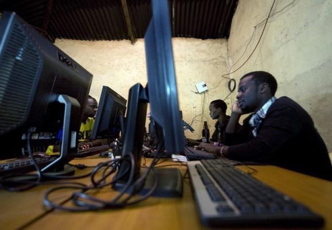 Trải nghiệm quán net ở châu Phi: Mở web mất 5 phút, có nơi thu phí cắt cổ tới 400.000 đồng/giờ - Ảnh 5.