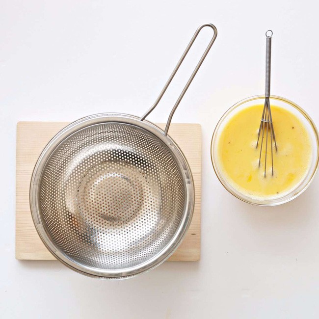 Mẹ có con lười ăn chậm tăng cân hãy thử ngay món bánh flan bí đỏ thần thánh này nhé! - Ảnh 3. Mẹ có con lười ăn chậm tăng cân hãy thử ngay món bánh flan bí đỏ thần thánh này nhé! - Ảnh 3.