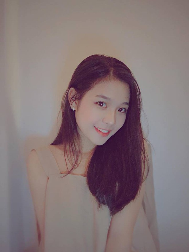 Hội girl xinh 2000 mới nổi: Người nhan sắc tựa nàng thơ, người được cả báo nước ngoài gọi tên - Ảnh 6.