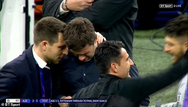 HLV Tottenham quỳ xuống sân rồi òa khóc sau màn ngược dòng “kinh điển” - Ảnh 7.