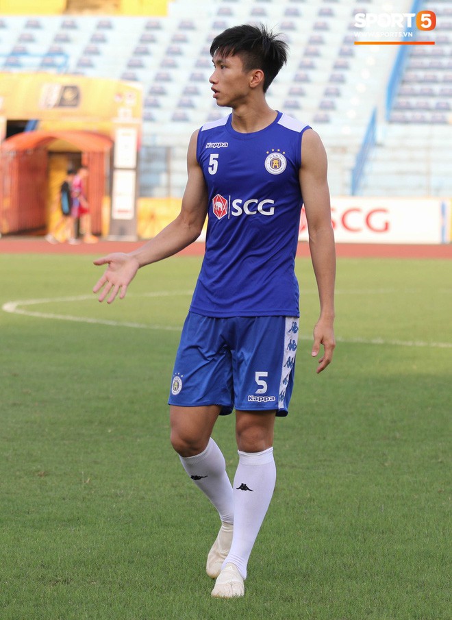 Quang Hải bị quá tải sau Kings Cup, được HLV trưởng Hà Nội FC đặc cách khi về tới Việt Nam - Ảnh 12.