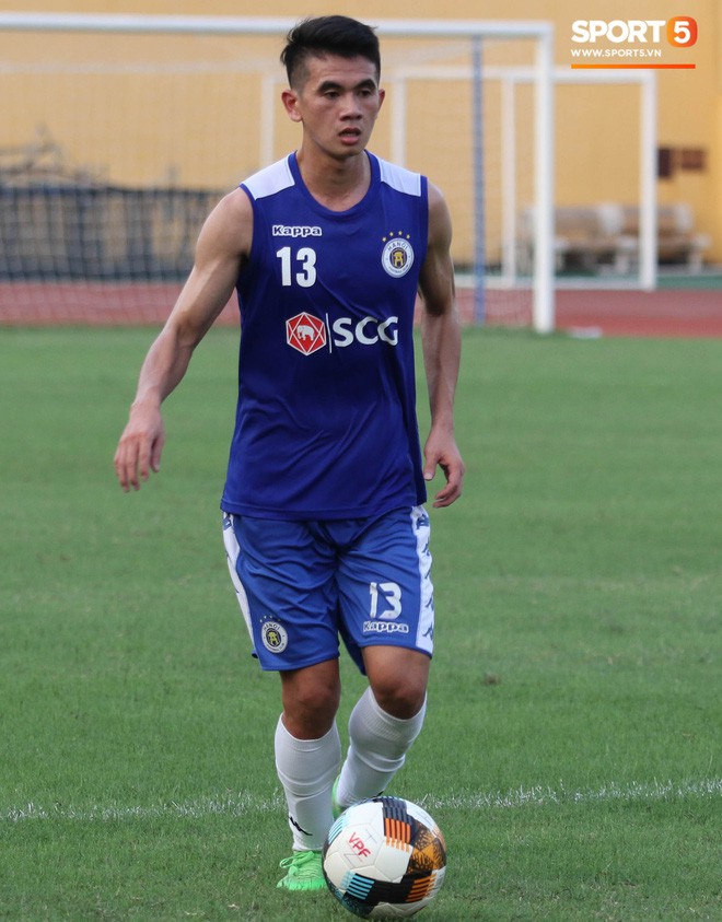 Quang Hải bị quá tải sau Kings Cup, được HLV trưởng Hà Nội FC đặc cách khi về tới Việt Nam - Ảnh 8.