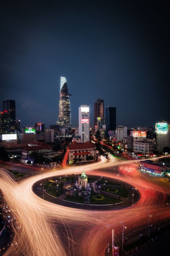 Chuyên trang du lịch nước ngoài bất ngờ bình chọn Sài Gòn là 1 trong 12 thành phố cần phải ghé thăm trong năm 2019 - Ảnh 9.