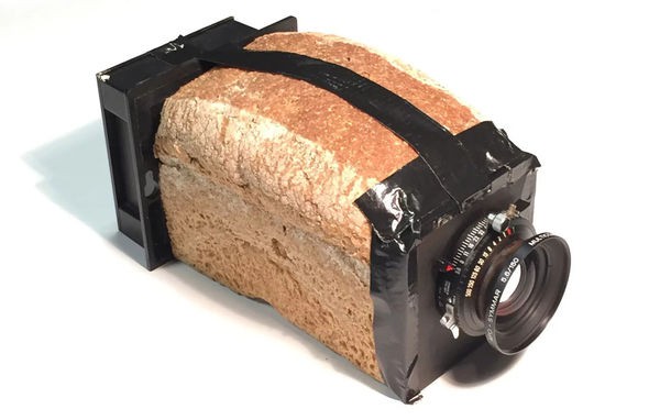 Những bức ảnh tuyệt vời được chụp bằng camera làm từ chất liệu bánh mì - Ảnh 8.