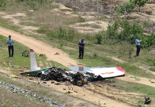 Sẽ hỏa táng 2 phi công rơi máy bay ở Khánh Hòa - Ảnh 1.