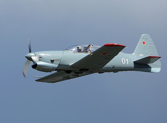 [ẢNH] Yak-152, sự thay thế hoàn hảo cho lão tướng Yak-52 - Ảnh 1.