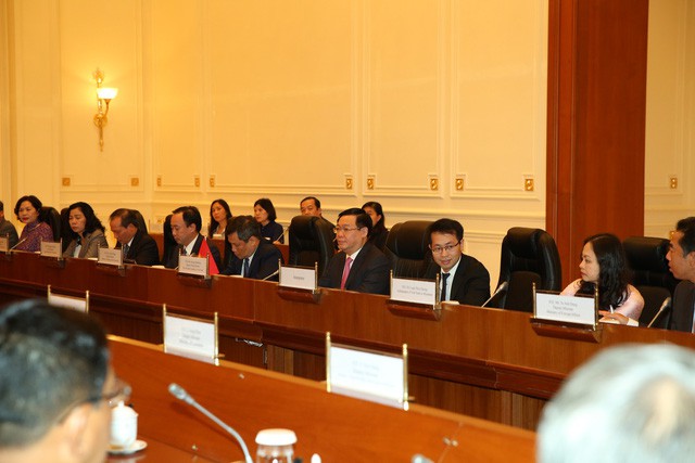Phó Thủ tướng Vương Đình Huệ hội đàm với Phó Tổng thống Myanmar - Ảnh 1.
