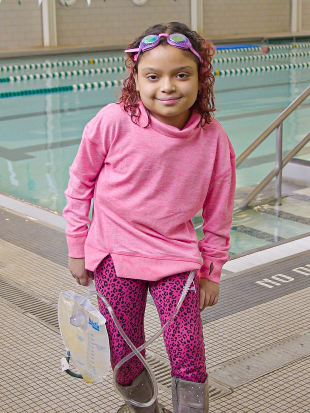 Bé gái bị rách toàn bộ ruột bởi 1 tai nạn kinh hoàng ở bể bơi mà nhiều cha mẹ không ngờ đến - Ảnh 3.