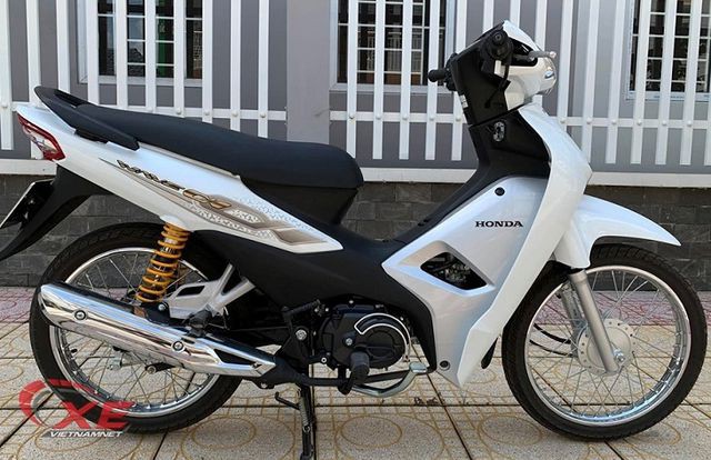 Honda Blade 110 2017 mới đạt chuẩn EURO3 giá từ 186 triệu đồng  Motosaigon