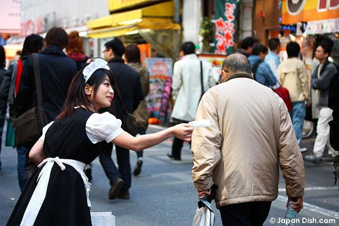 Dịch vụ hẹn hò nữ sinh mặc váy ngắn: Vỏ bọc hoàn hảo cho ngành công nghiệp tình dục ở Nhật Bản - Ảnh 2.