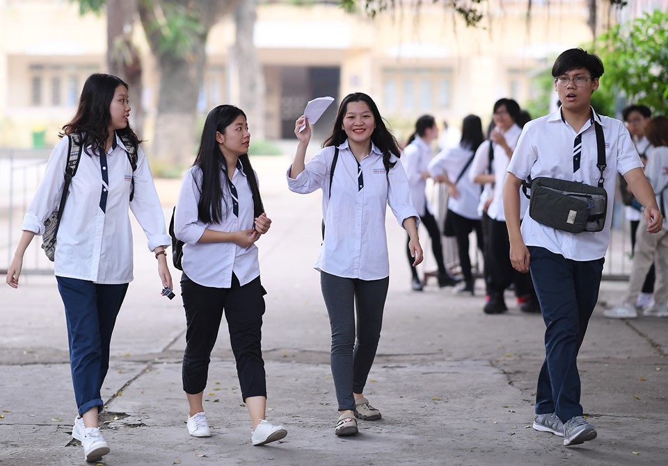 Cập nhật gợi ý đáp án môn Giáo Dục Công Dân THPT Quốc gia 2019 - Ảnh 33. Cập nhật gợi ý đáp án môn Giáo Dục Công Dân THPT Quốc gia 2019 - Ảnh 33.