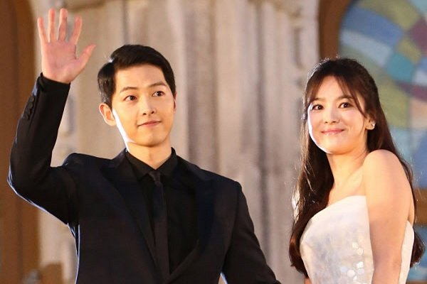 Giữa bão ly hôn, soi tài sản trăm tỷ đồng của Song Joong Ki - Song Hye Kyo  - Ảnh 1.