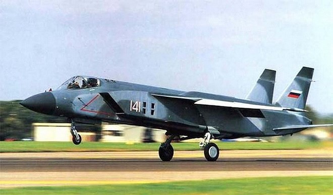 Nga tham vọng chế tạo bản tàng hình hóa của Yak-141 để làm đối trọng F-35B - Ảnh 9.